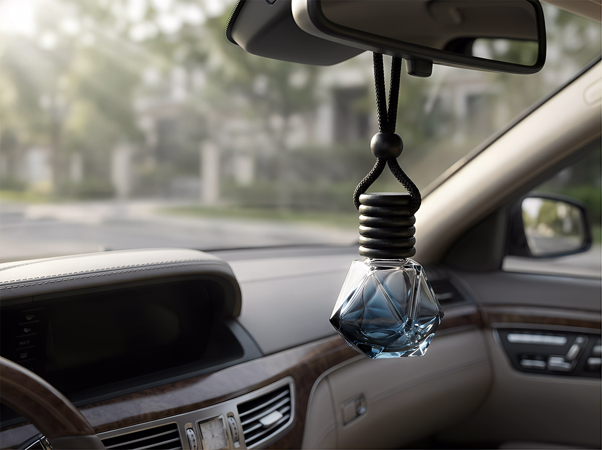 Dark-series-car-perfume-bottle-details-3
